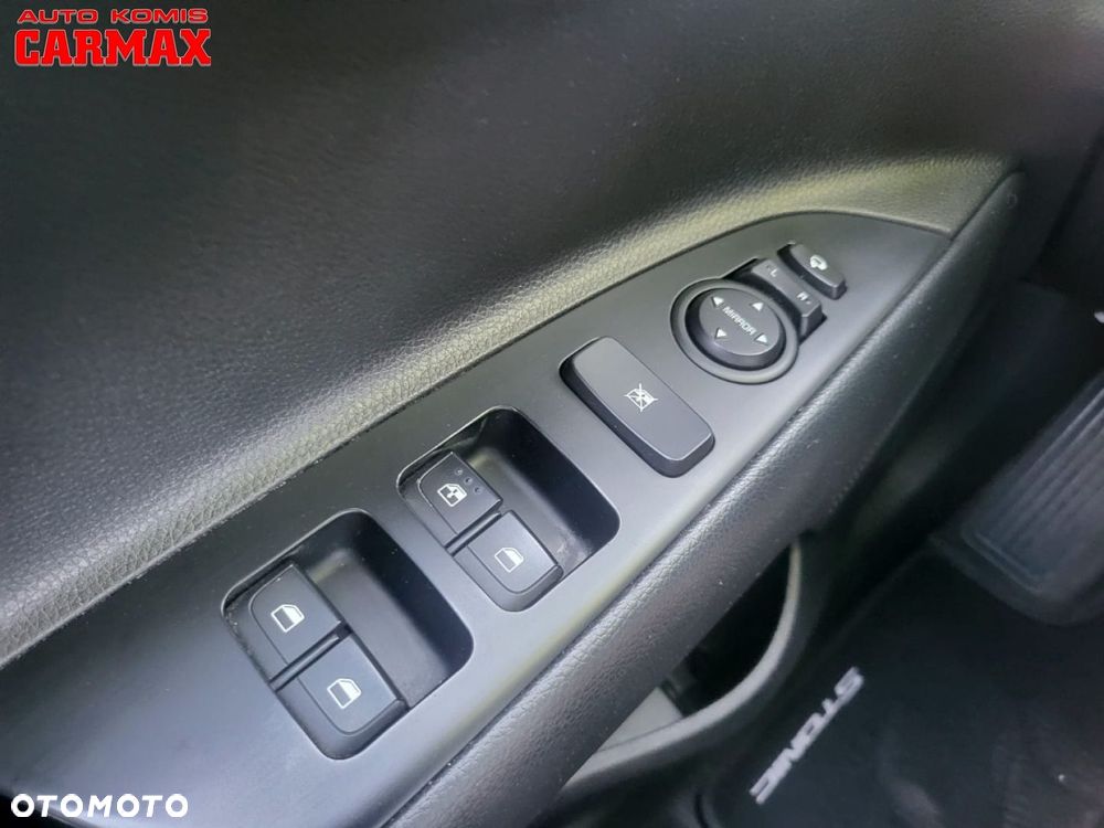 Kia Stonic - 20