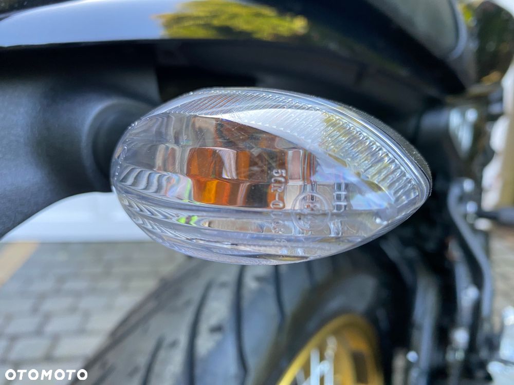 Yamaha XSR - 10