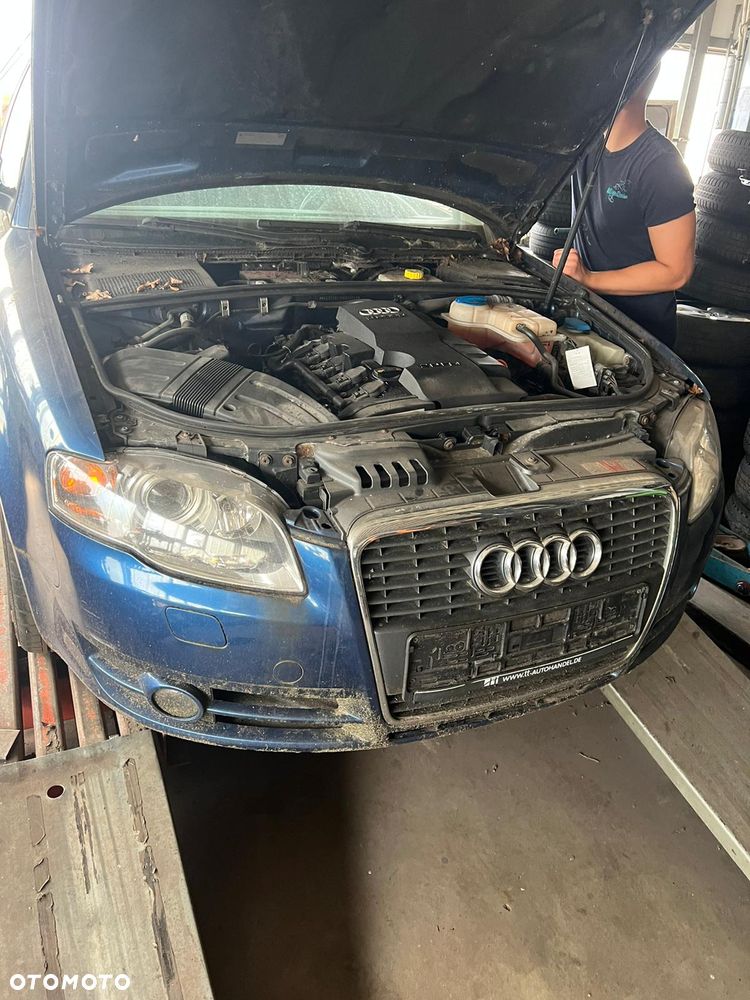 AUDI A4 B7 2.0 TFSI PÓŁOŚ LEWA PRAWA MANUAL EUROPA - 1