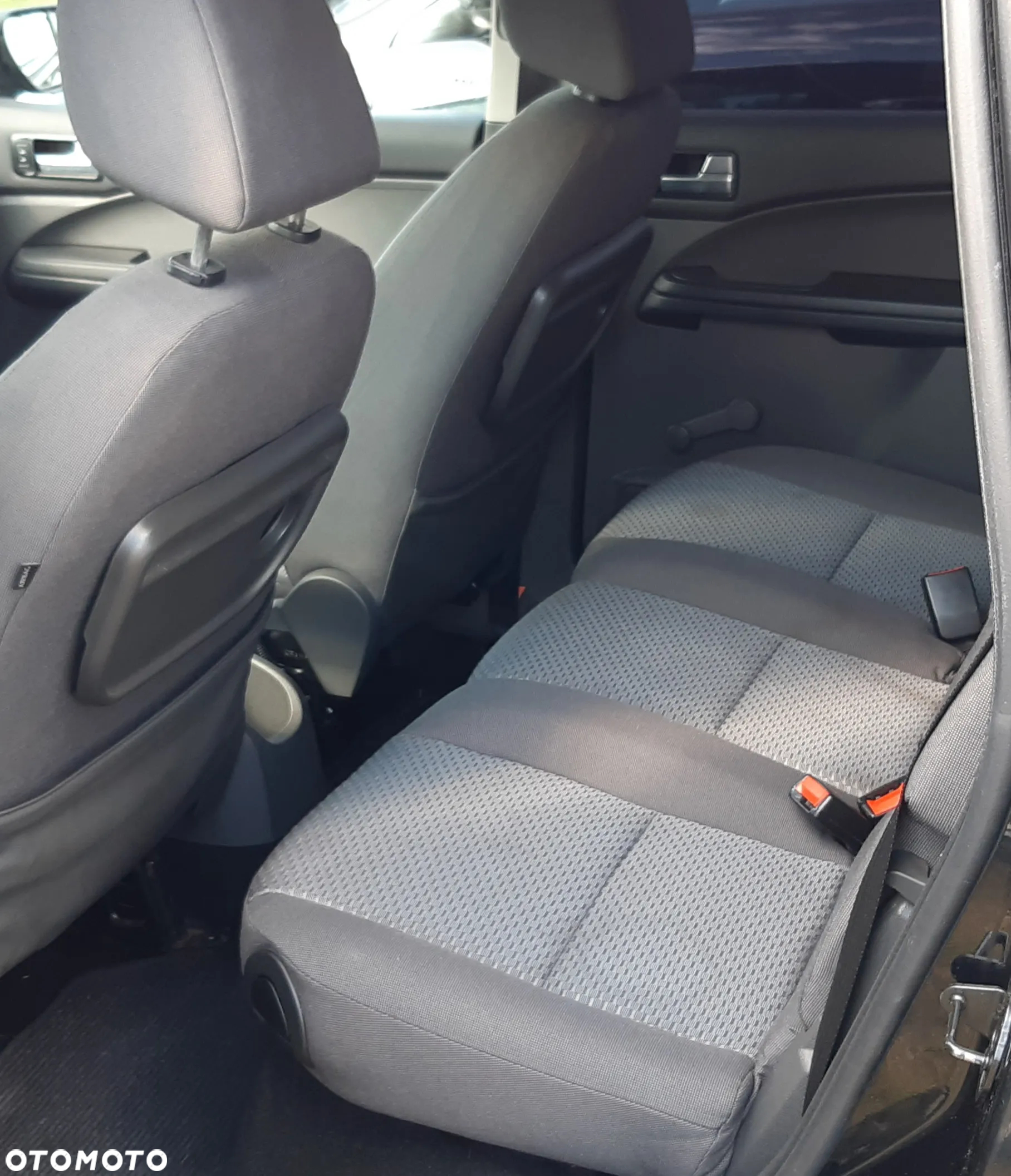 Ford Focus C-Max 1.6 Ambiente - 6