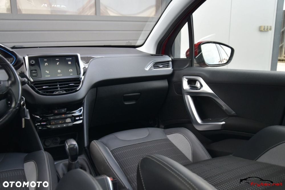 Peugeot 2008 - 23
