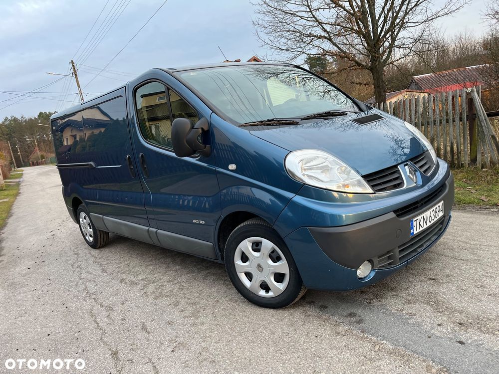Renault TRAFIC - 1