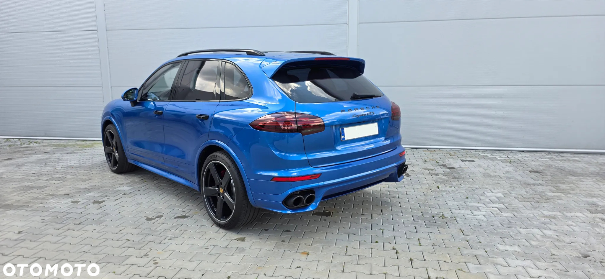 Porsche Cayenne GTS - 7