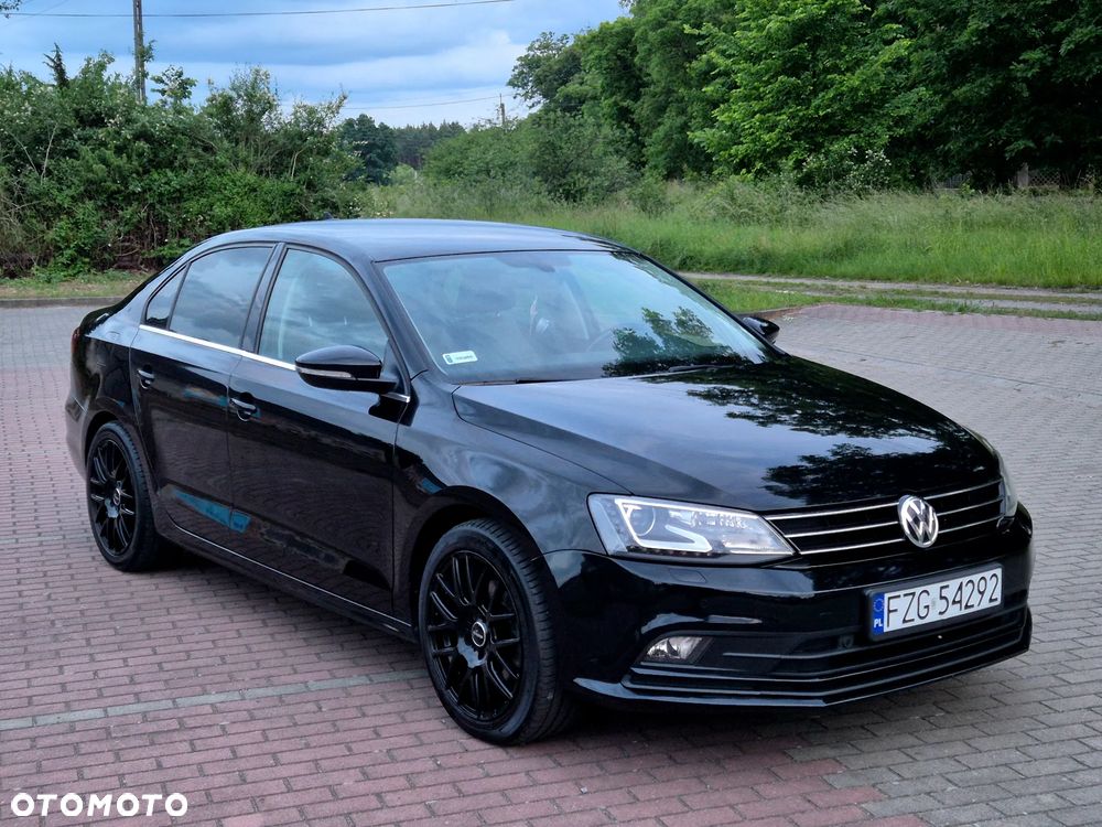 Volkswagen Jetta 1.4 TSI BMT Highline DSG - 1