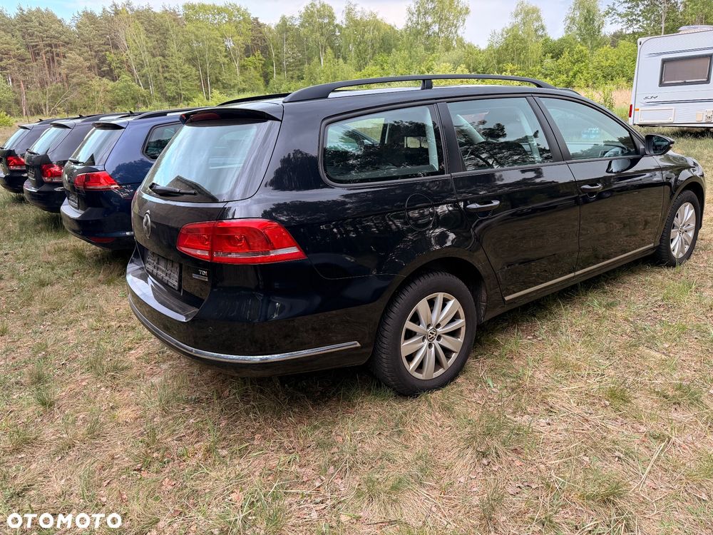 Volkswagen Passat 1.6 TDI BlueMotion Technology Comfortline - 2