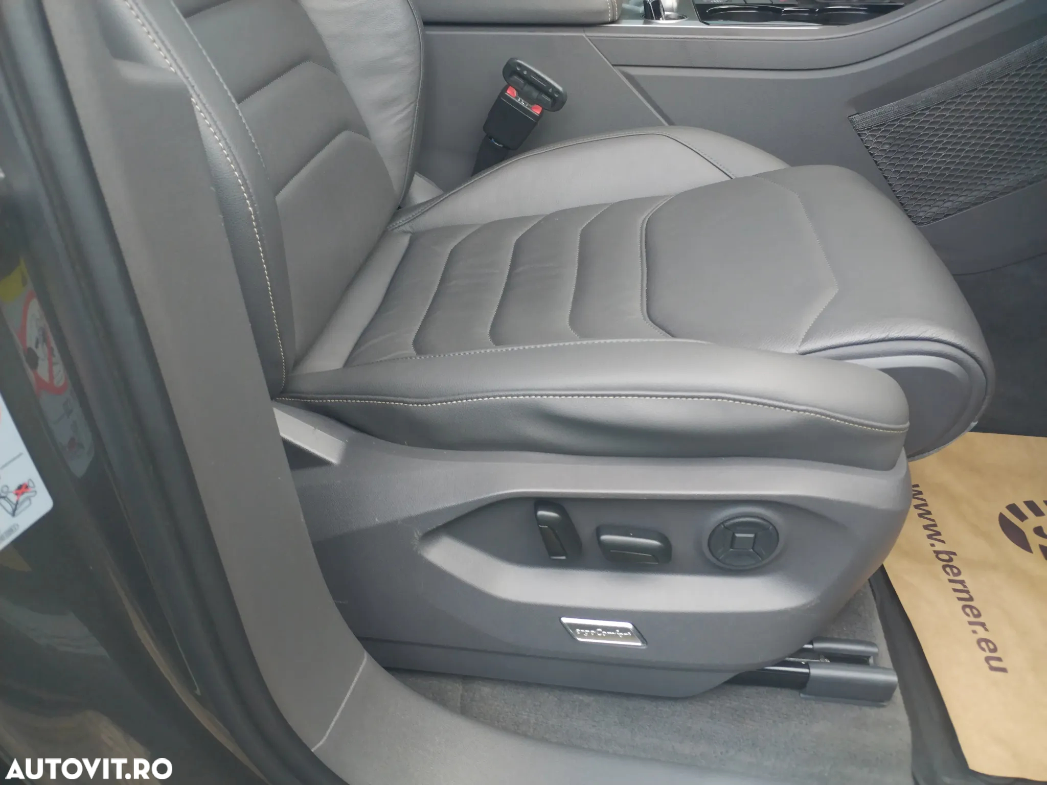 Volkswagen Touareg V6 TDI Atmosphere - 33