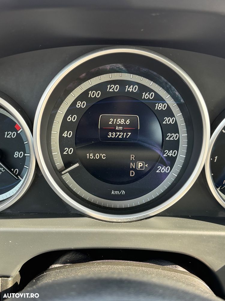 Mercedes-Benz E - 17