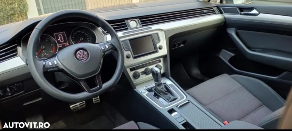 Volkswagen Passat 1.6 TDI (BlueMotion Technology) DSG Comfortline - 6