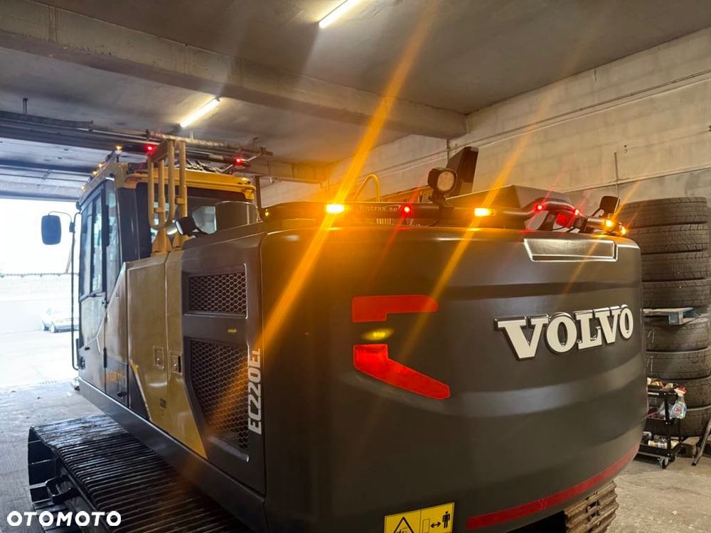 Volvo ec 220 el - 40
