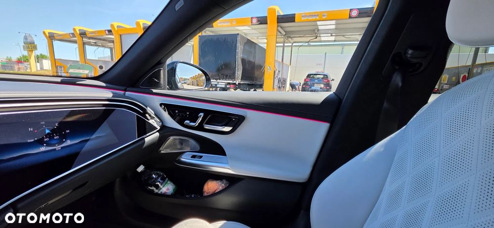 Mercedes-Benz Klasa E 220 d mHEV 4-Matic AMG 9G-Tronic - 17