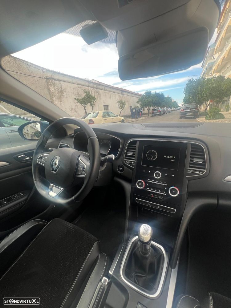 Renault Mégane 1.5 dCi Zen - 9