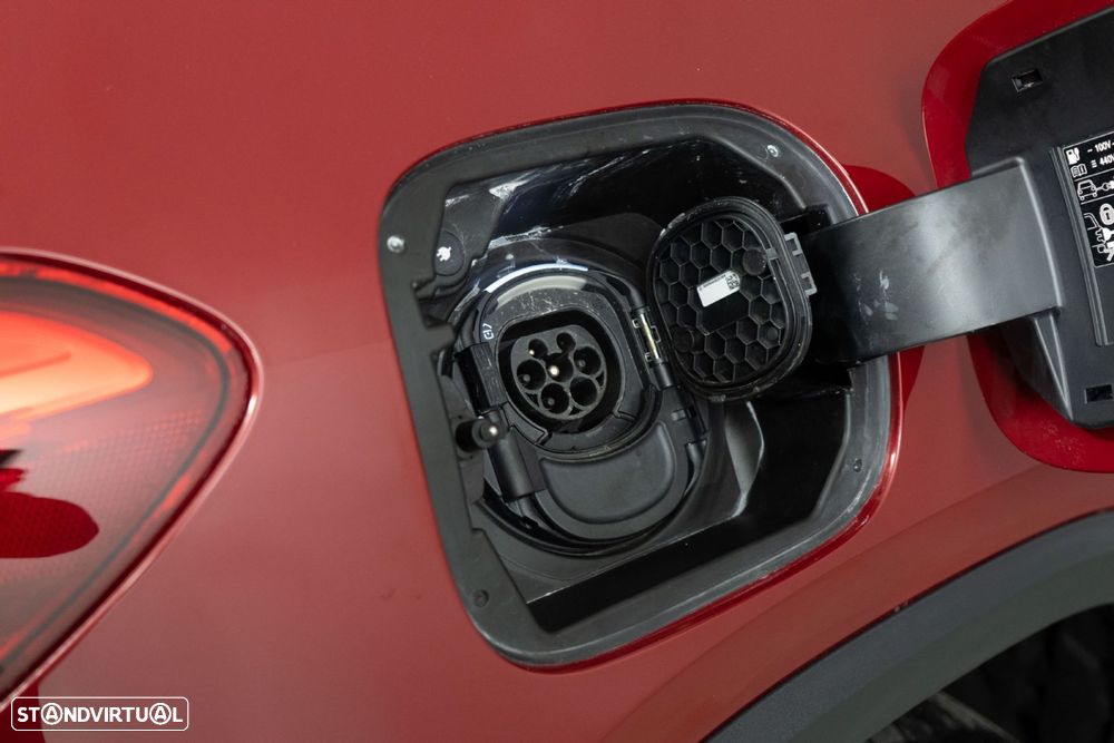 Mercedes-Benz GLA 250 e Progressive - 14