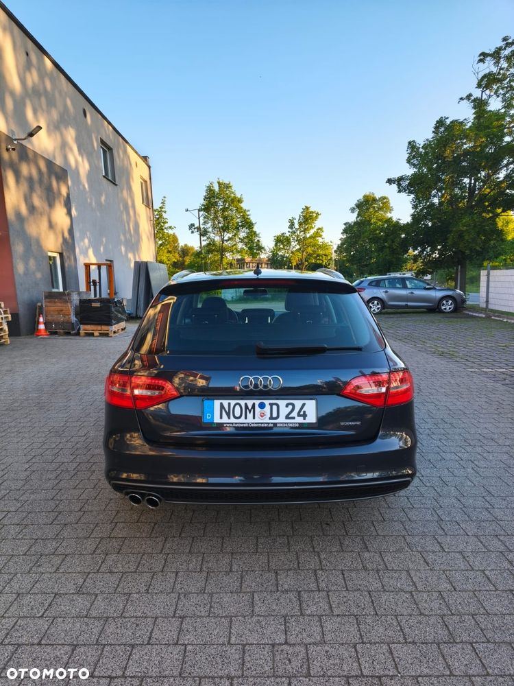 Audi A4 Avant 2.0 TDI DPF clean diesel quattro S tronic S line Sportpaket - 4