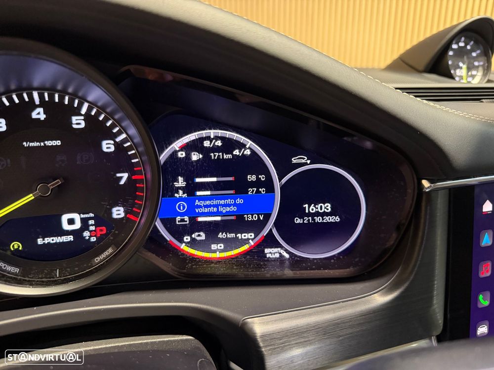 Porsche Panamera 4 E-Hybrid Platinum Edition com PDLS - 16