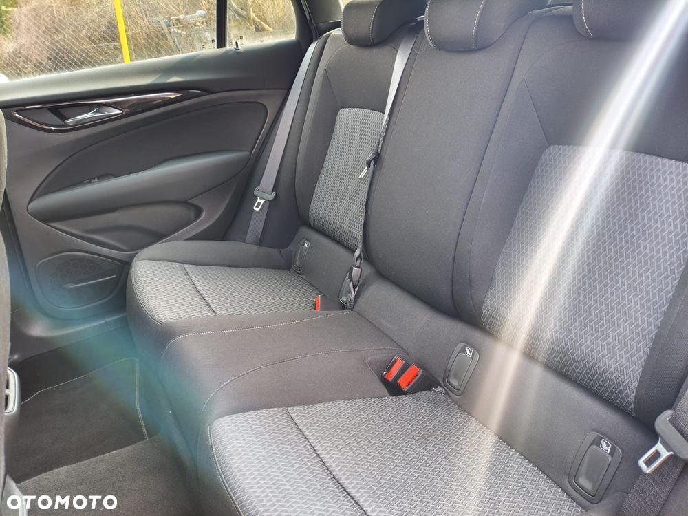 Opel Insignia 2.0 CDTI Business Elegance S&S - 16