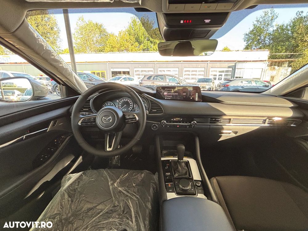 Mazda 3 e-Skyactiv X186 AT MHEV Exclusive-Line - 10