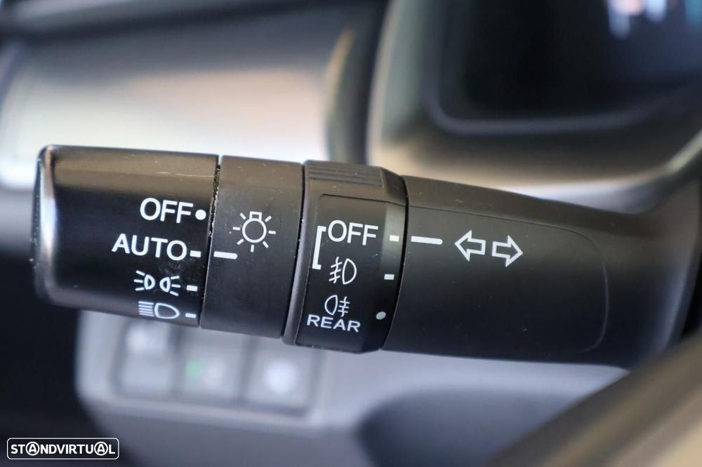 Honda Civic 1.0 i-VTEC Elegance CVT Navi - 26