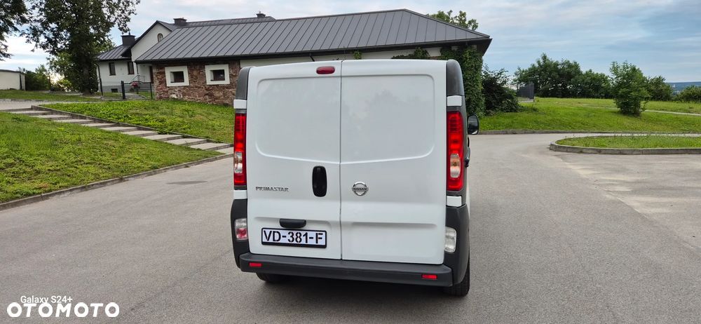 Renault Trafic - 12