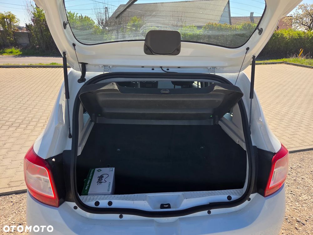 Dacia Sandero - 20