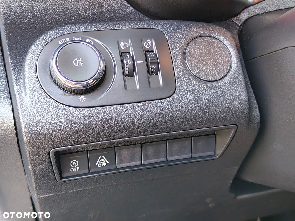 Opel Combo - 33
