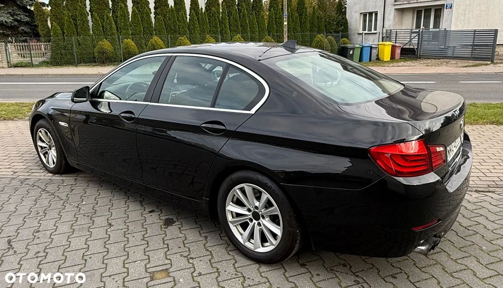 BMW Seria 5 520d - 5