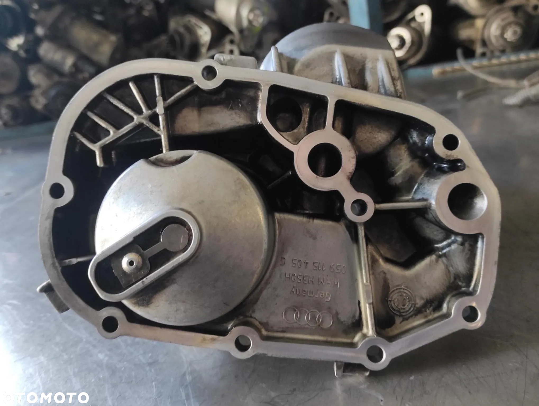 PODSTAWA FILTRA OLEJU OBUDOWA 059115405G VW PASSAT B5 AUDI A6 C5 A4 B6 2.5 TDI - 4