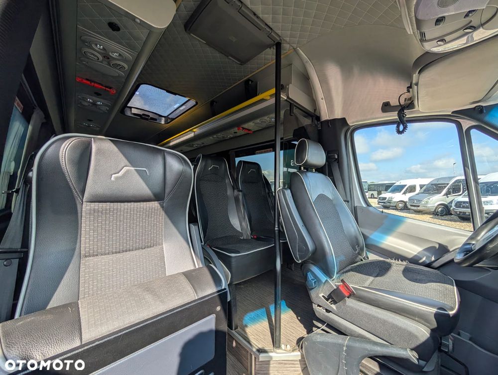 Mercedes-Benz Sprinter 519 - 15