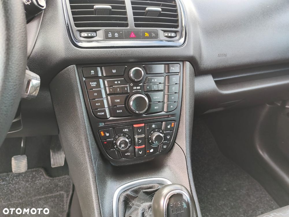 Opel Meriva 1.4 T Cosmo - 17