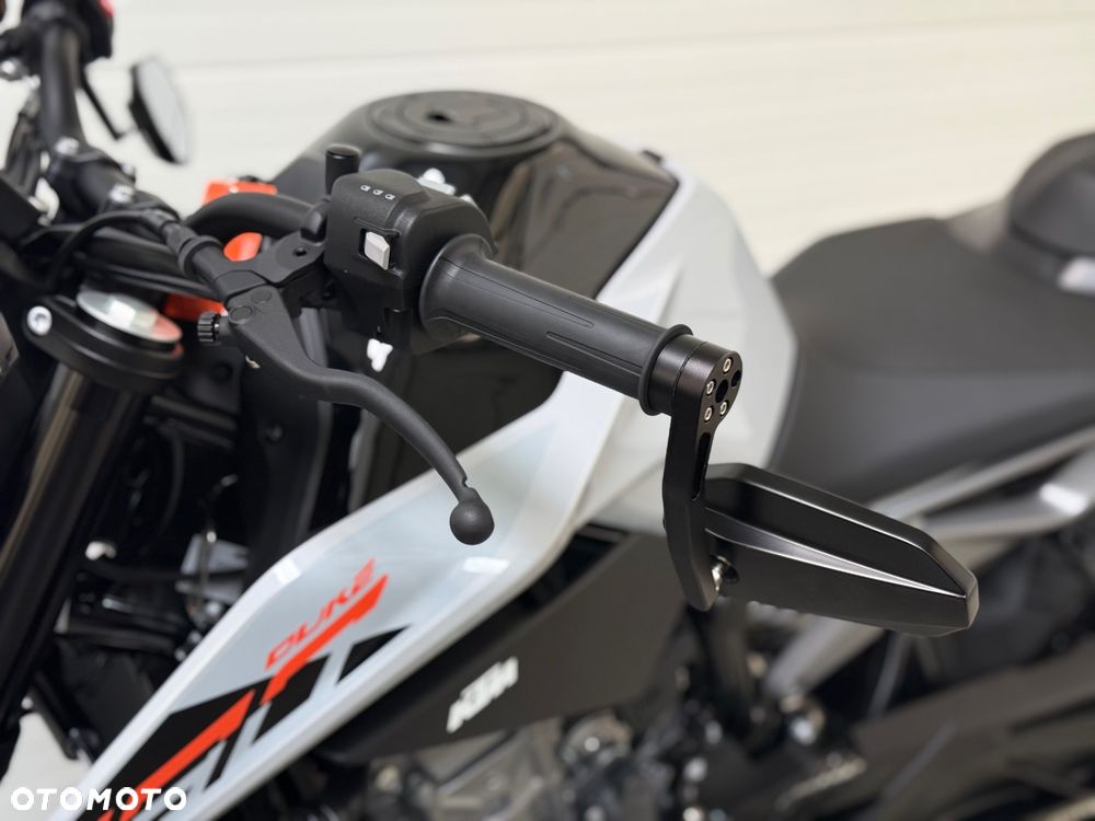 KTM Duke 790 - 26