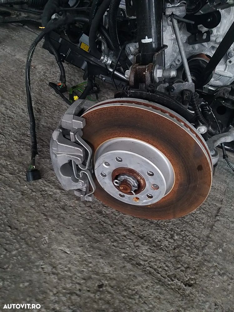 Fuzeta Dreapte Si Stanga Fata 800/buc pentru Peugeot 3008 , 508 , 308 , 5008 , Expert 2.0 HDI, Euro 6 - 2