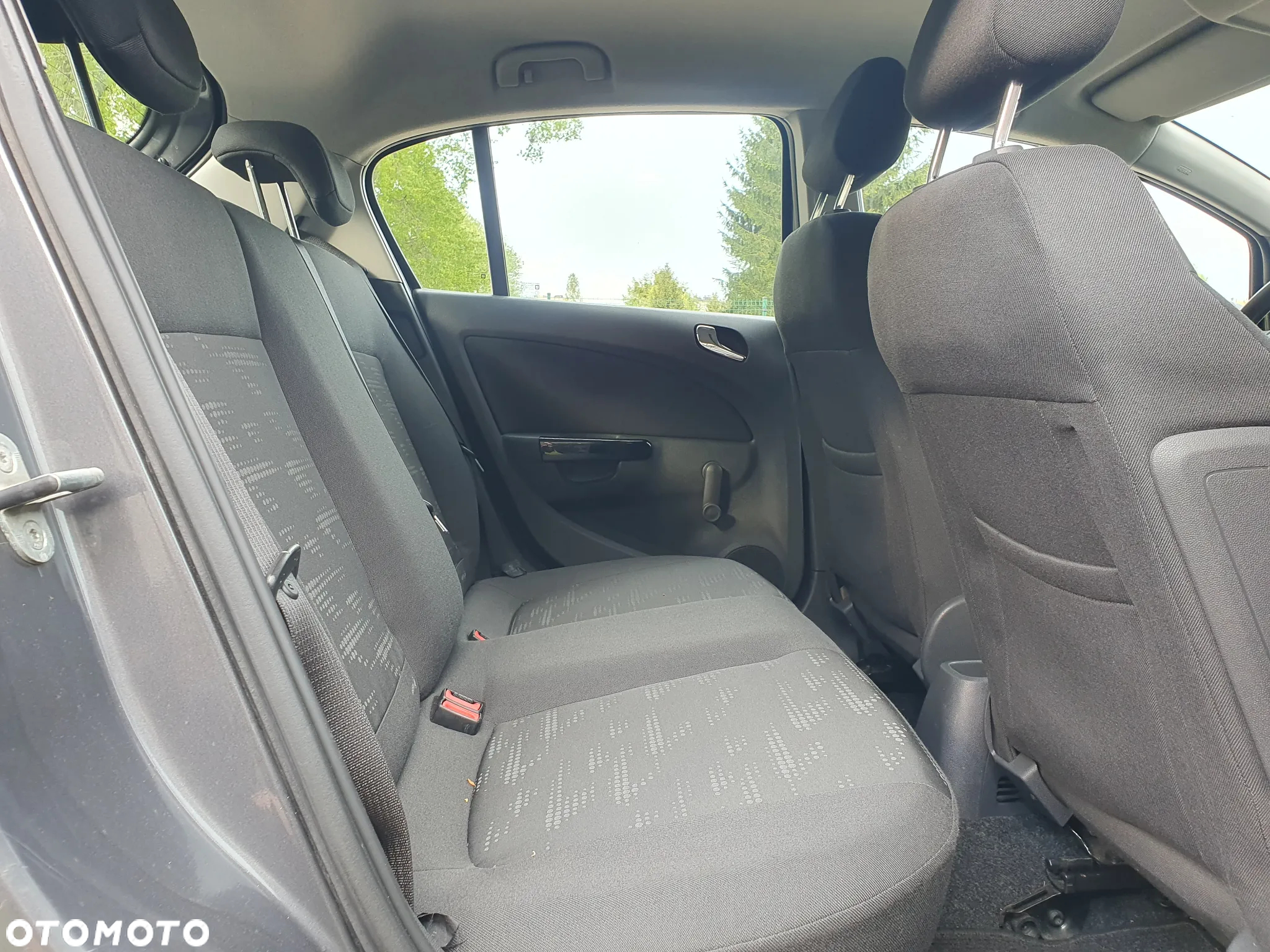 Opel Corsa 1.2 16V Cosmo - 6