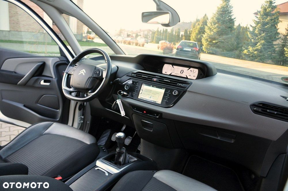 Citroën C4 Grand Picasso - 26