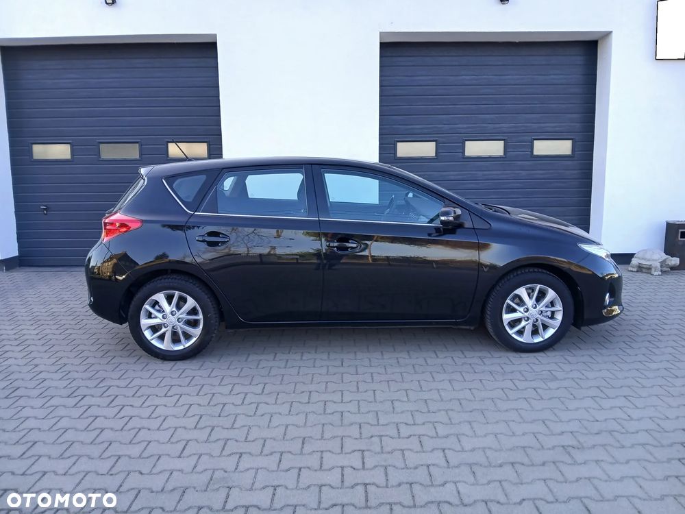 Toyota Auris 1.6 Valvematic Edition - 16