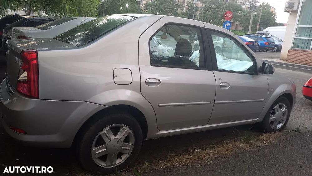 Dacia Logan - 1