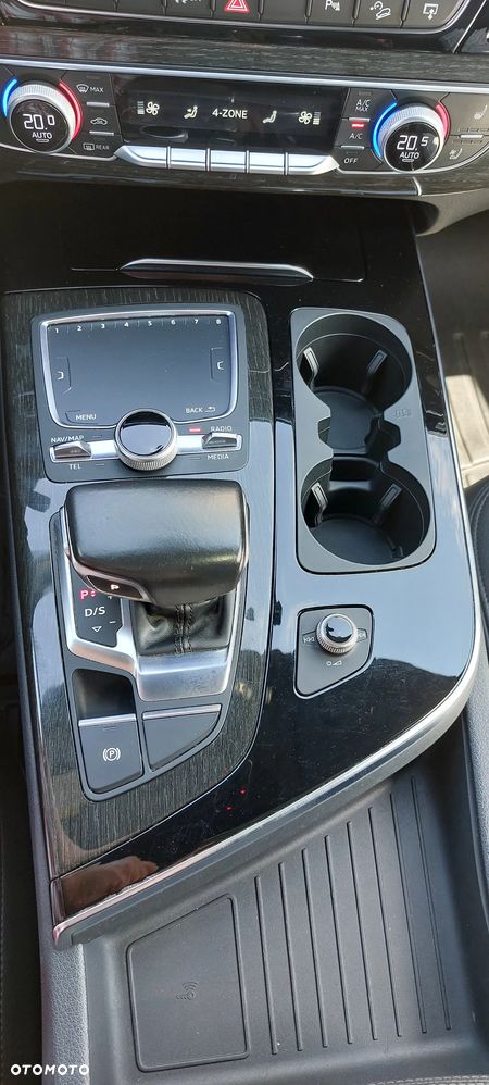 Audi Q7 - 16