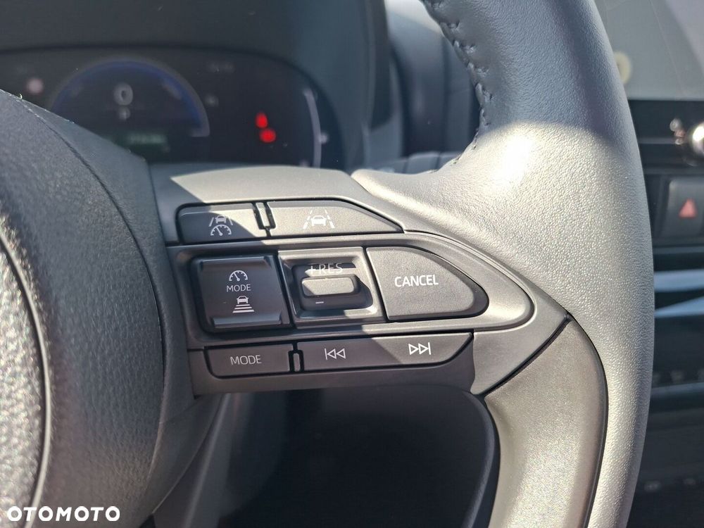 Toyota Yaris Cross Hybrid 1.5 Style - 25
