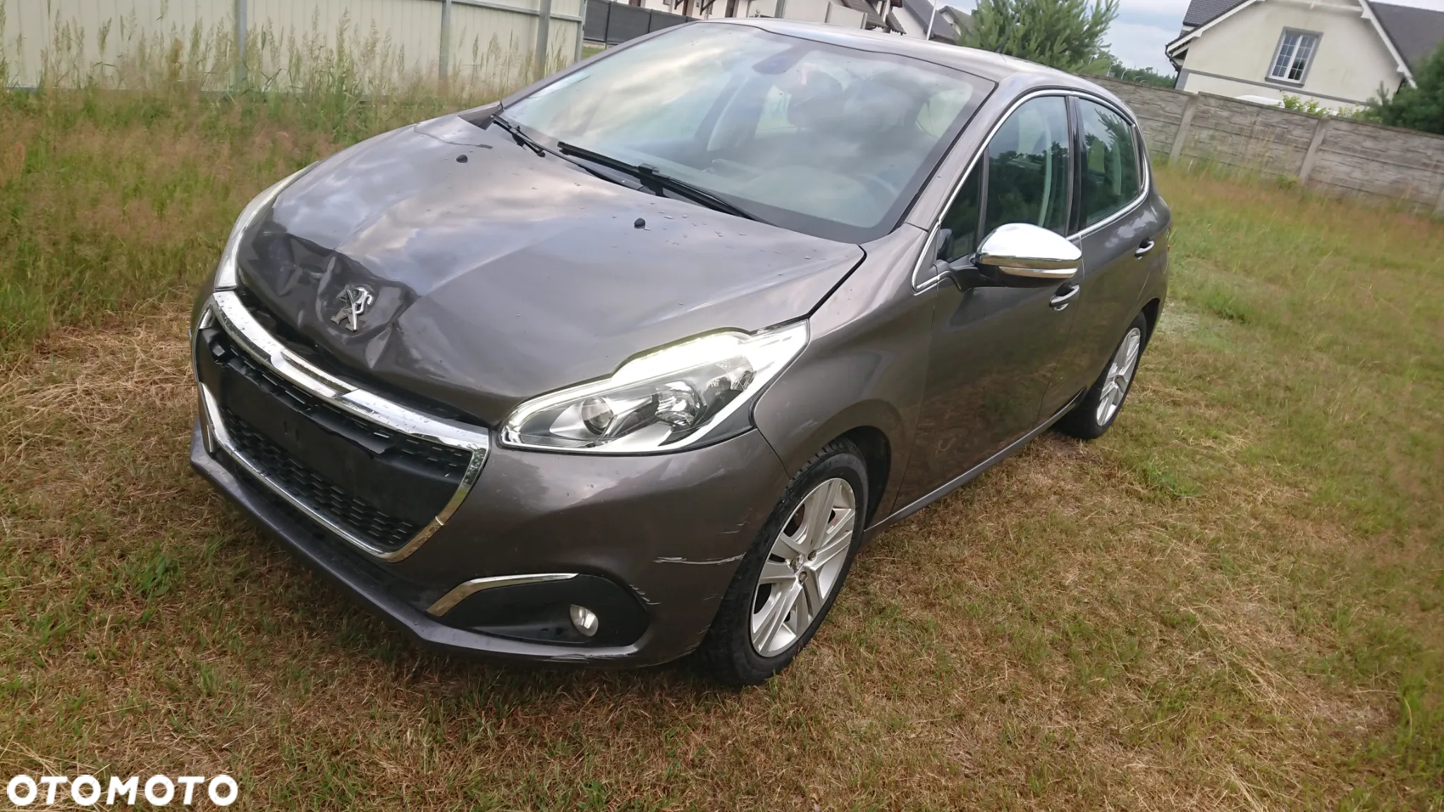 Peugeot 208 - 27
