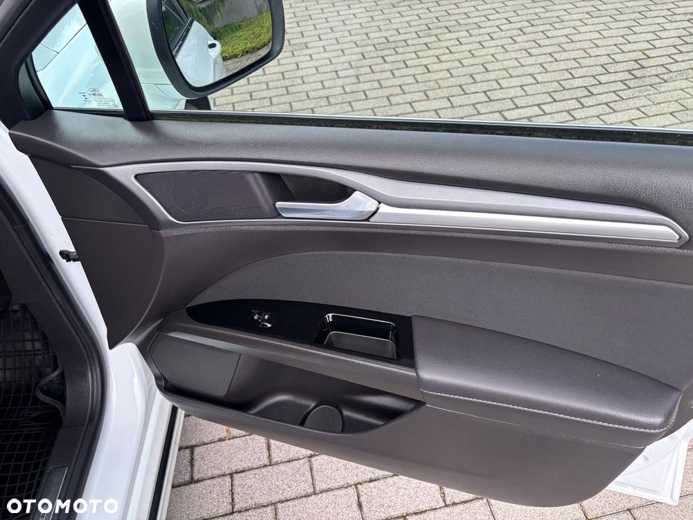 Ford Mondeo 1.5 EcoBoost STart-Stopp Business Edition - 25