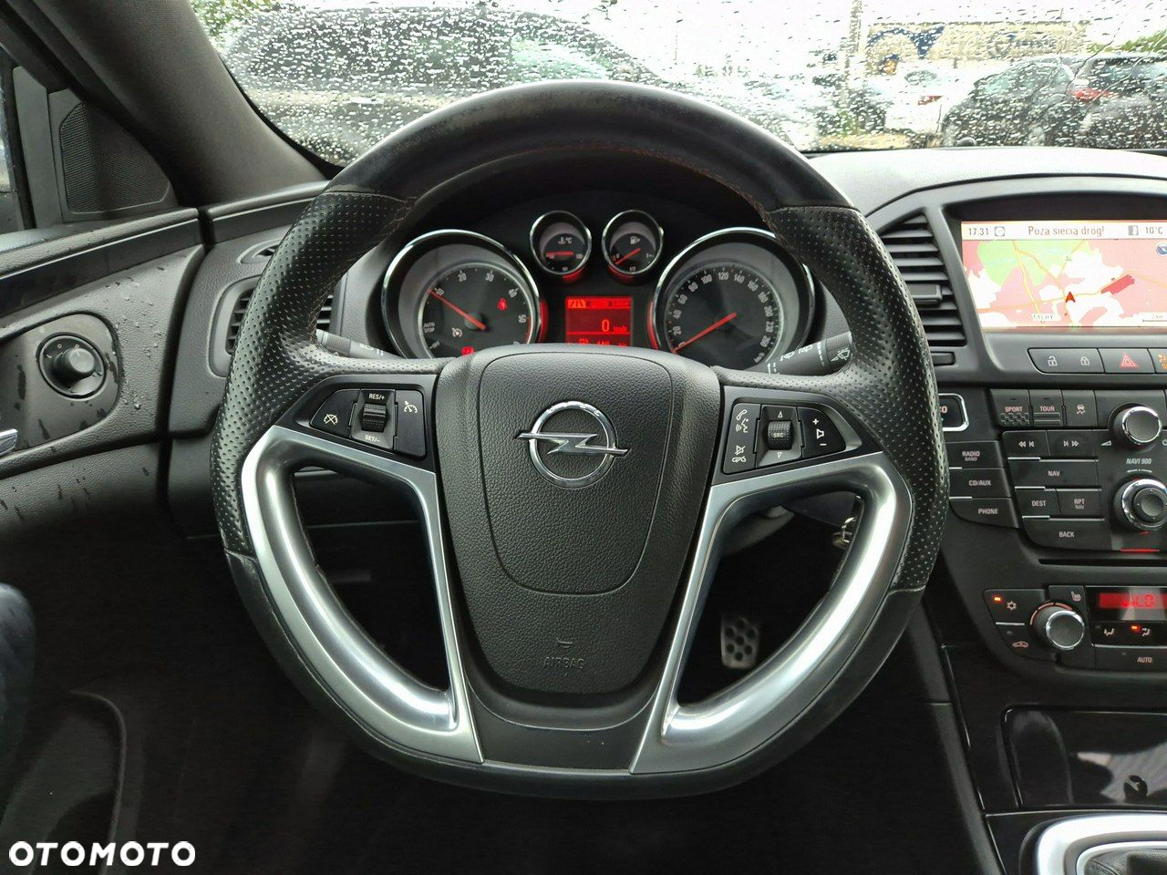 Opel Insignia - 25