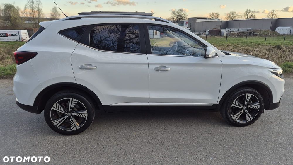 MG ZS - 5