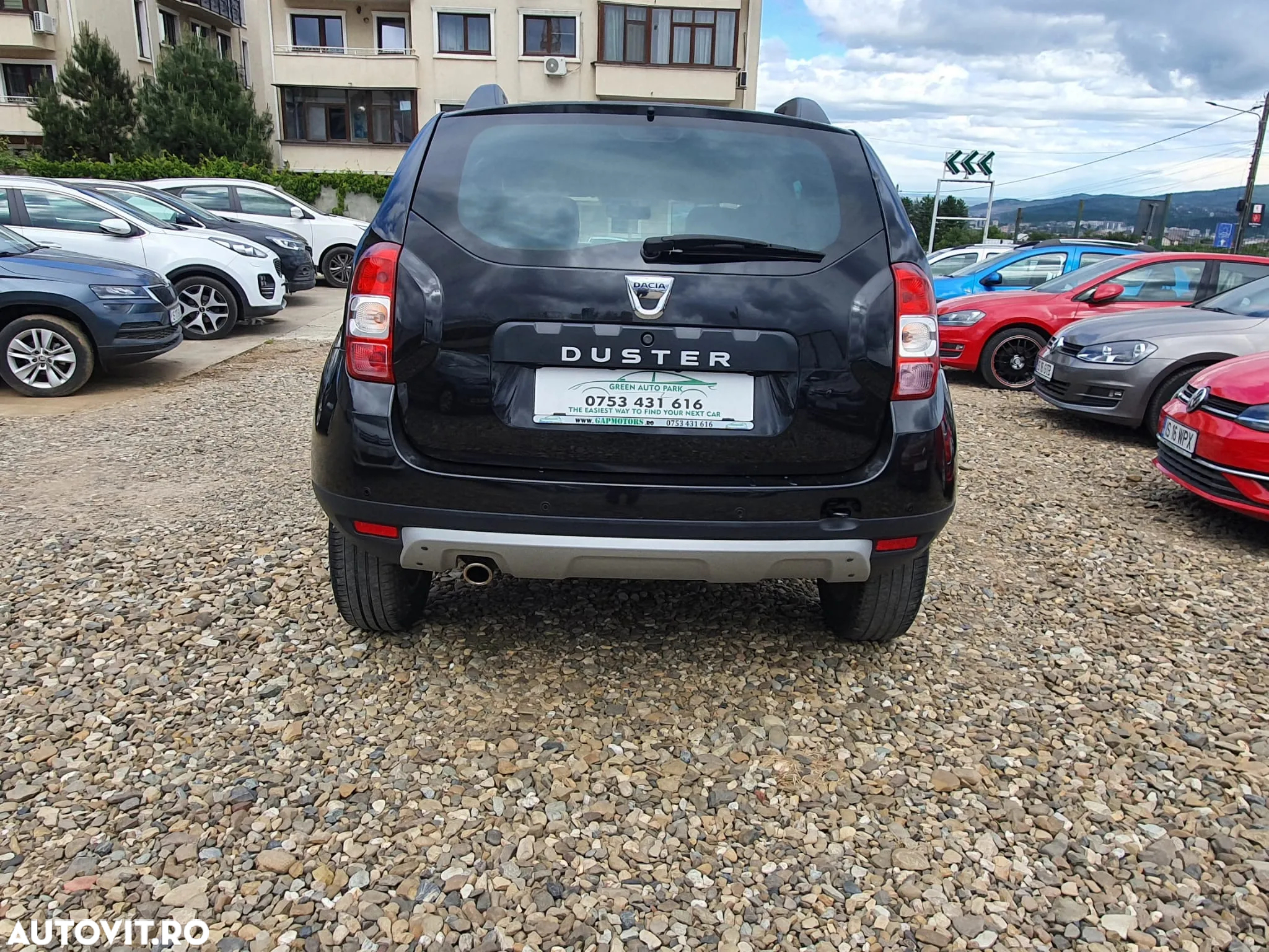 Dacia Duster 1.6 4x2 Laureate - 11