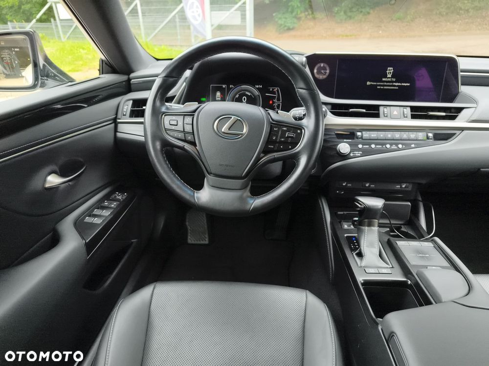 Lexus ES - 12