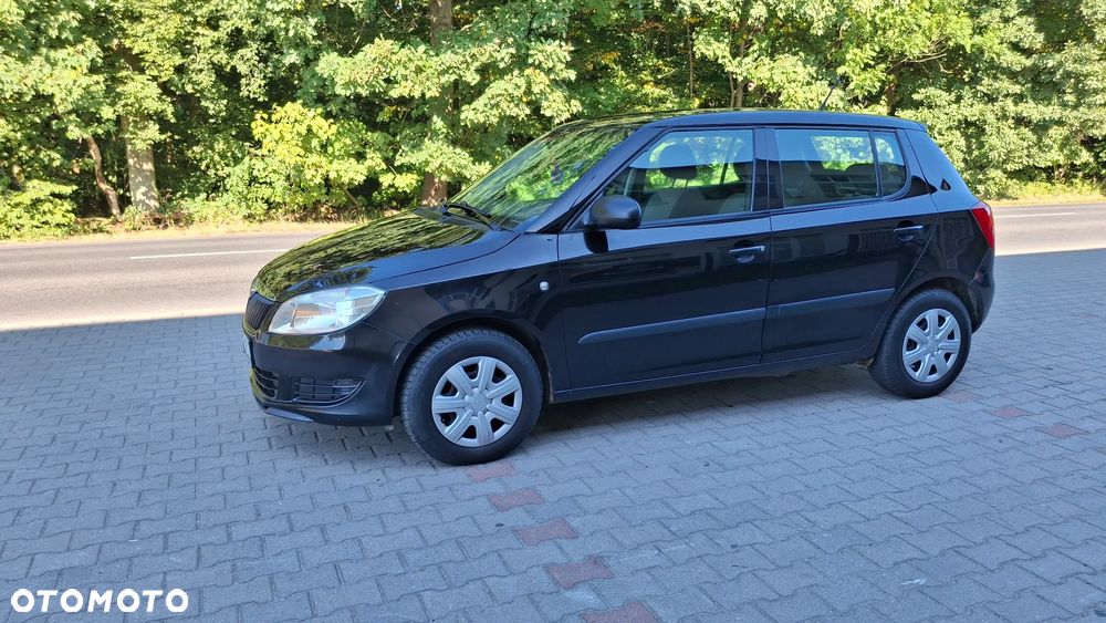 Skoda Fabia 1.2 HTP Ambiente - 3