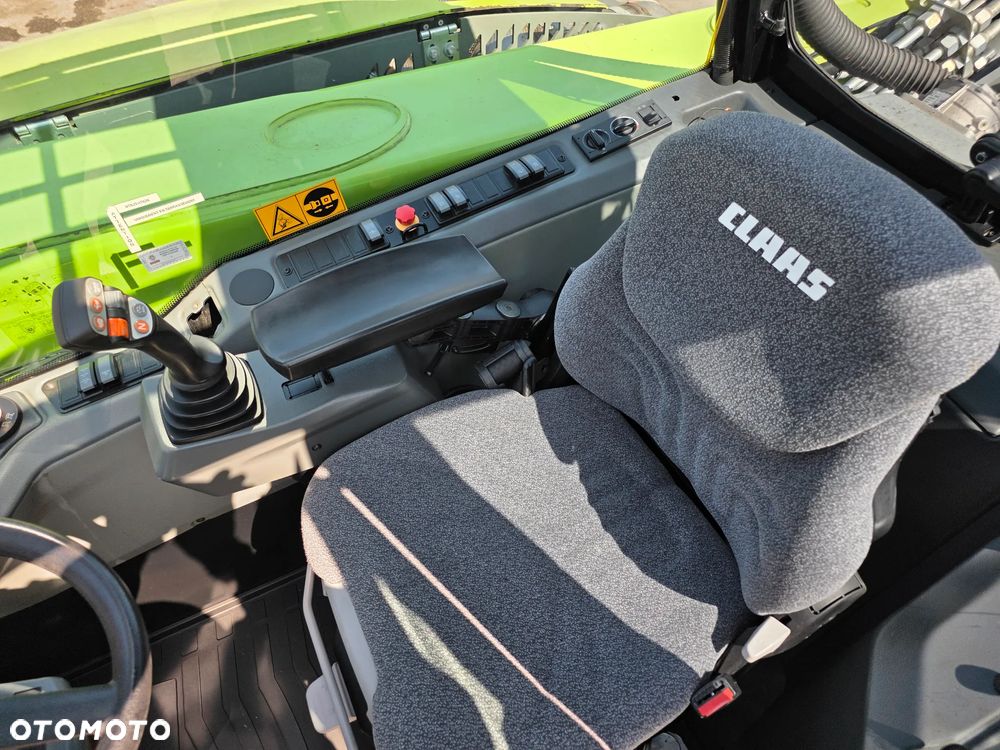 Claas Scorpion 746 VARIPOWER - 13