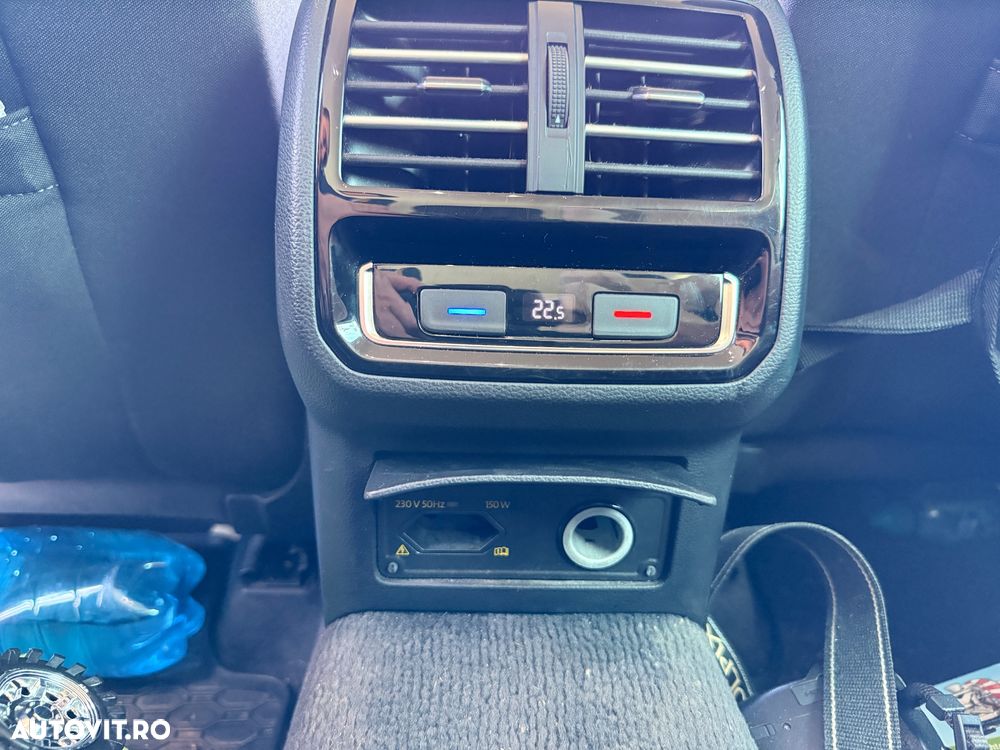 Volkswagen Passat Variant 2.0 TDI DSG Comfortline - 11