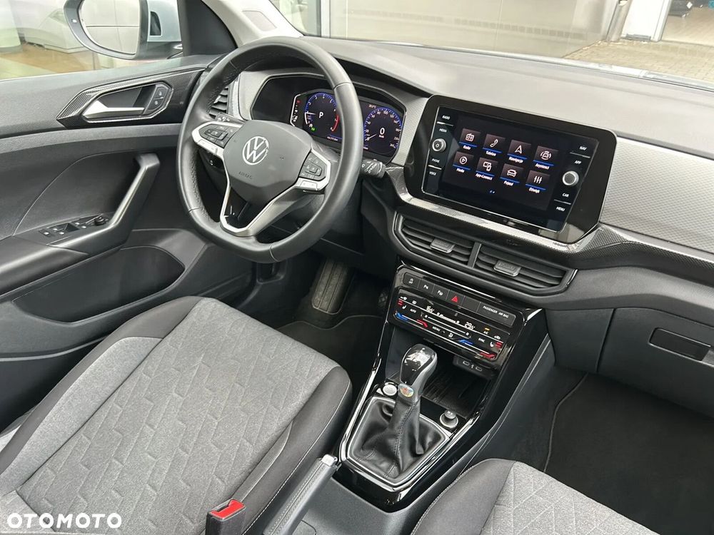 Volkswagen T-Cross - 17