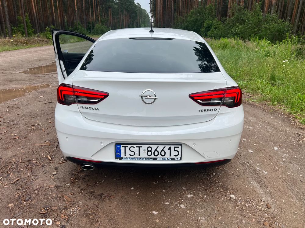 Opel Insignia - 18