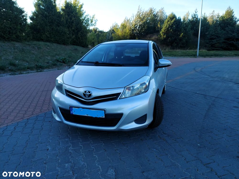 Toyota Yaris 1.0 Luna - 2
