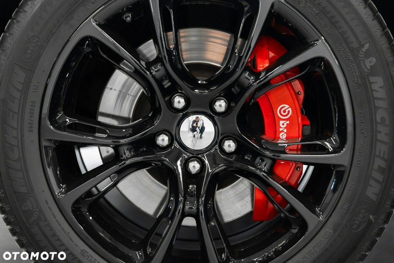 Jeep Grand Cherokee - 14