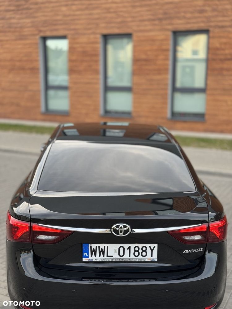 Toyota Avensis 1.8 Premium - 4